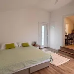 House With A Parking Space Okrug Gornji, Ciovo - 23416 Holiday home