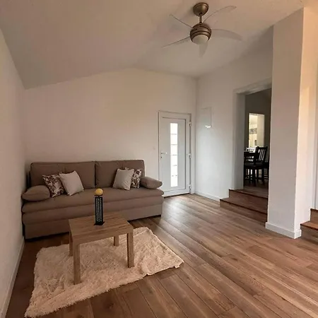 House With A Parking Space Okrug Gornji, Ciovo - 23416 Ferienhaus