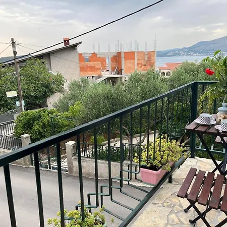 House With A Parking Space Okrug Gornji, Ciovo - 23416 * Trogir