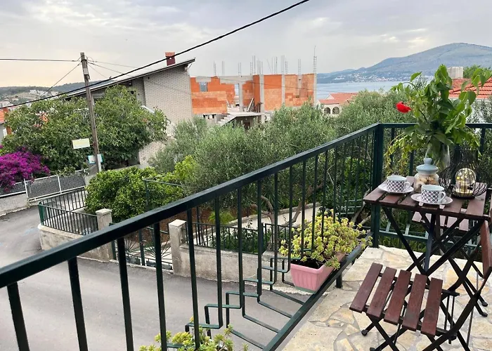 House With A Parking Space Okrug Gornji, Ciovo - 23416 * Trogir