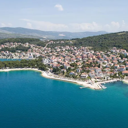 Casa vacanze House With A Parking Space Okrug Gornji, Ciovo - 23416 *